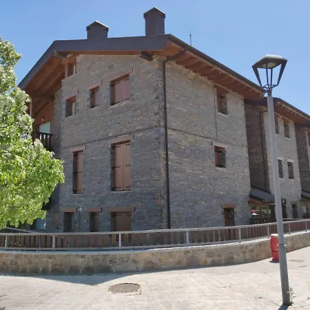 Apartamento Con Garaje En Appartamento *